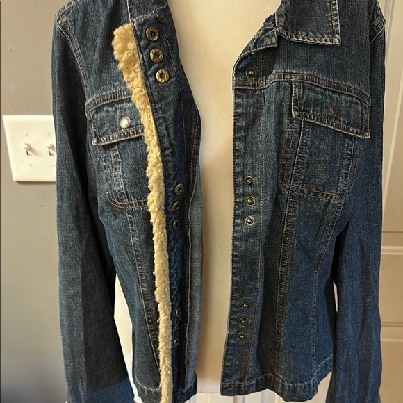 French Cuff Cream and Blue Jean Jacket with Cozy Edge - Picture 7 of 9